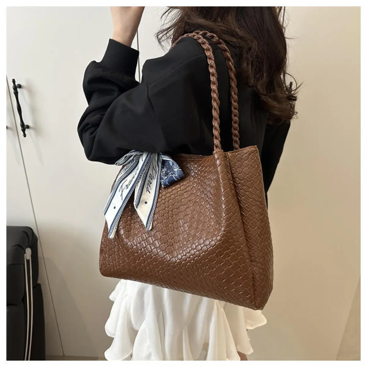Fashion Large Capacity Shoulder Tote Bag – Spring/Summer