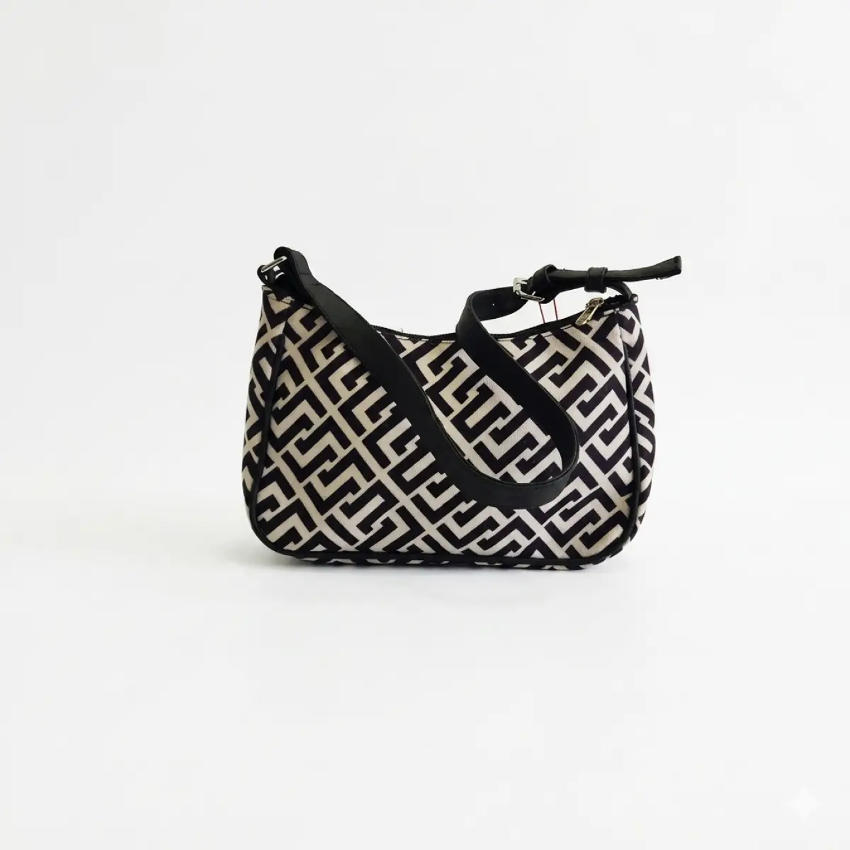 Geometric Pattern Shoulder Bag
