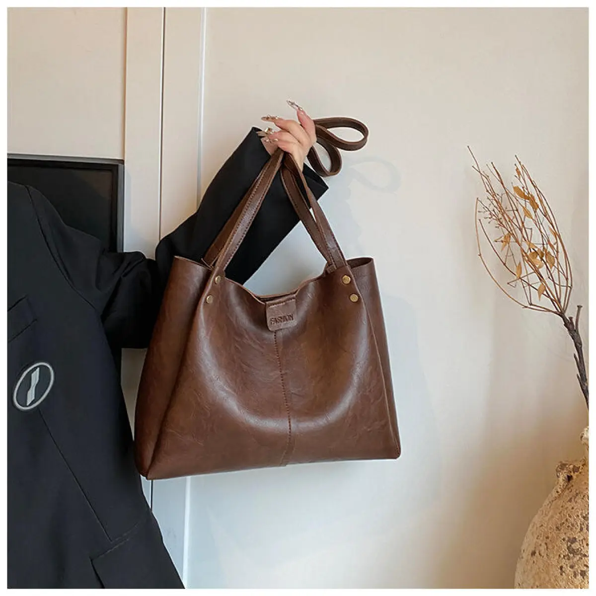 Retro Woven Crossbody & Shoulder Bag