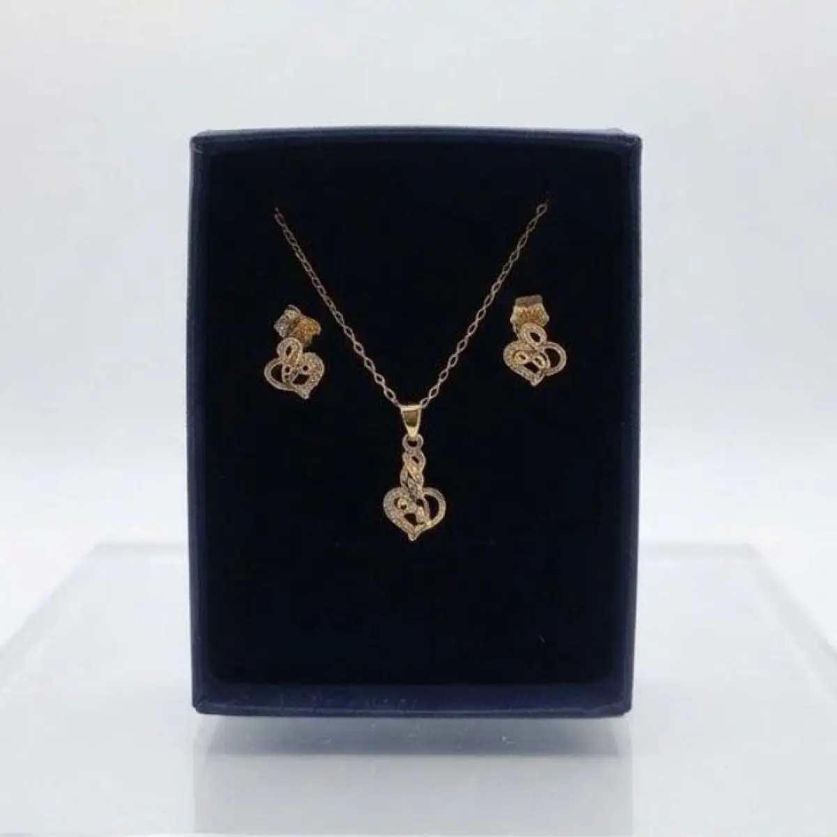 Gold-Plated Lightweight Jewelry Set for Women