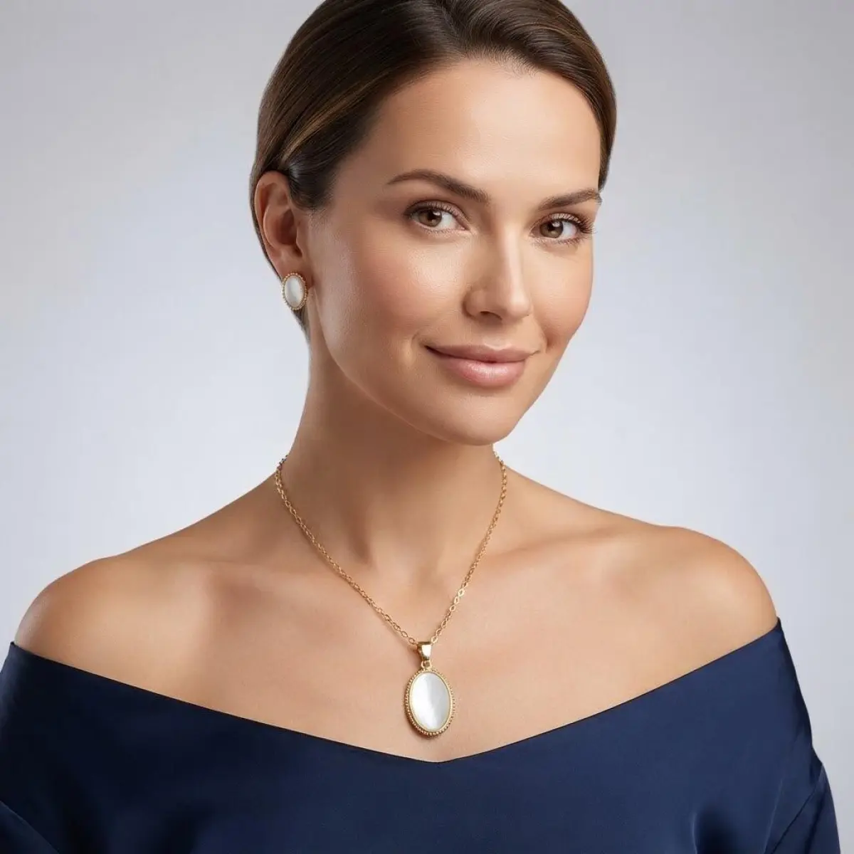 Gold-Plated Lightweight Jewelry Set for Women