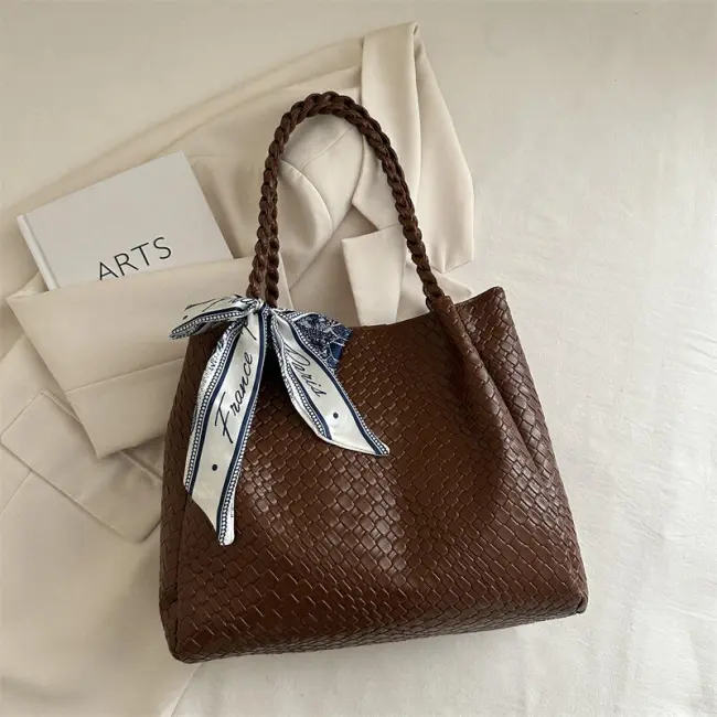 Fashion Large Capacity Shoulder Tote Bag – Spring/Summer