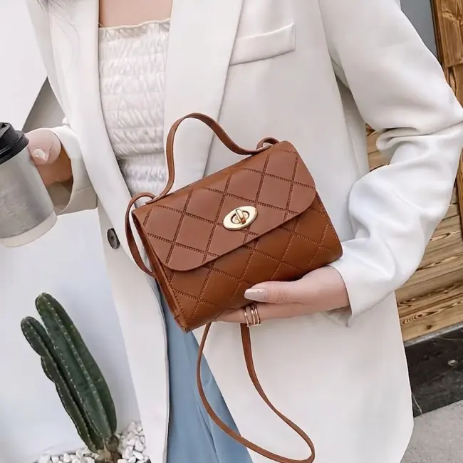 Minimalist Rhombus Pattern Small Square Crossbody Bag for Women