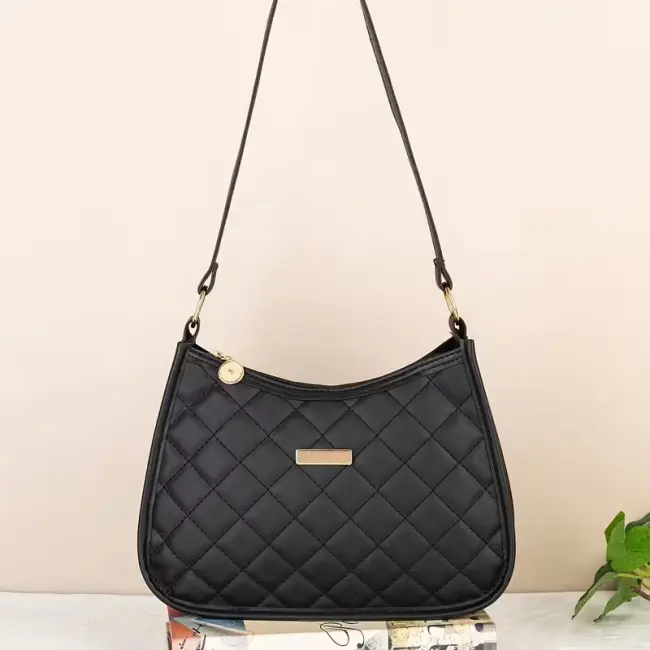 The Classic Quilted Shoulder Bag