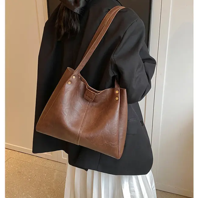 Retro Woven Crossbody & Shoulder Bag