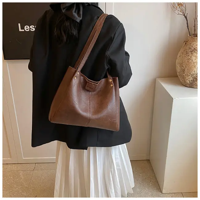 Retro Woven Crossbody & Shoulder Bag