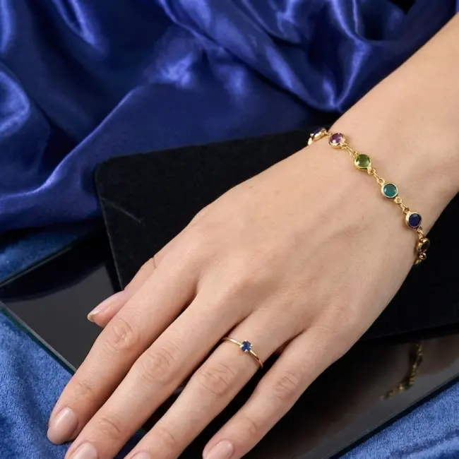 Gold-Plated Lightweight Bracelet for Women – Durable & Long-Lasting Shine