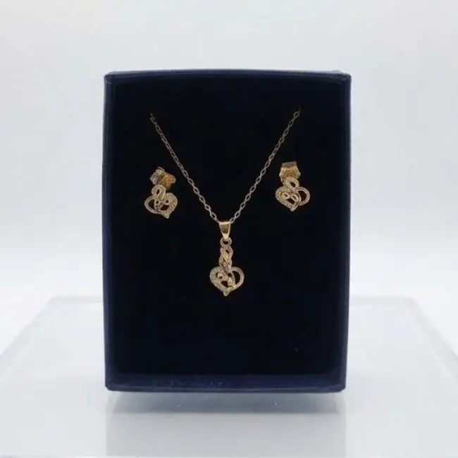 Gold-Plated Lightweight Jewelry Set for Women